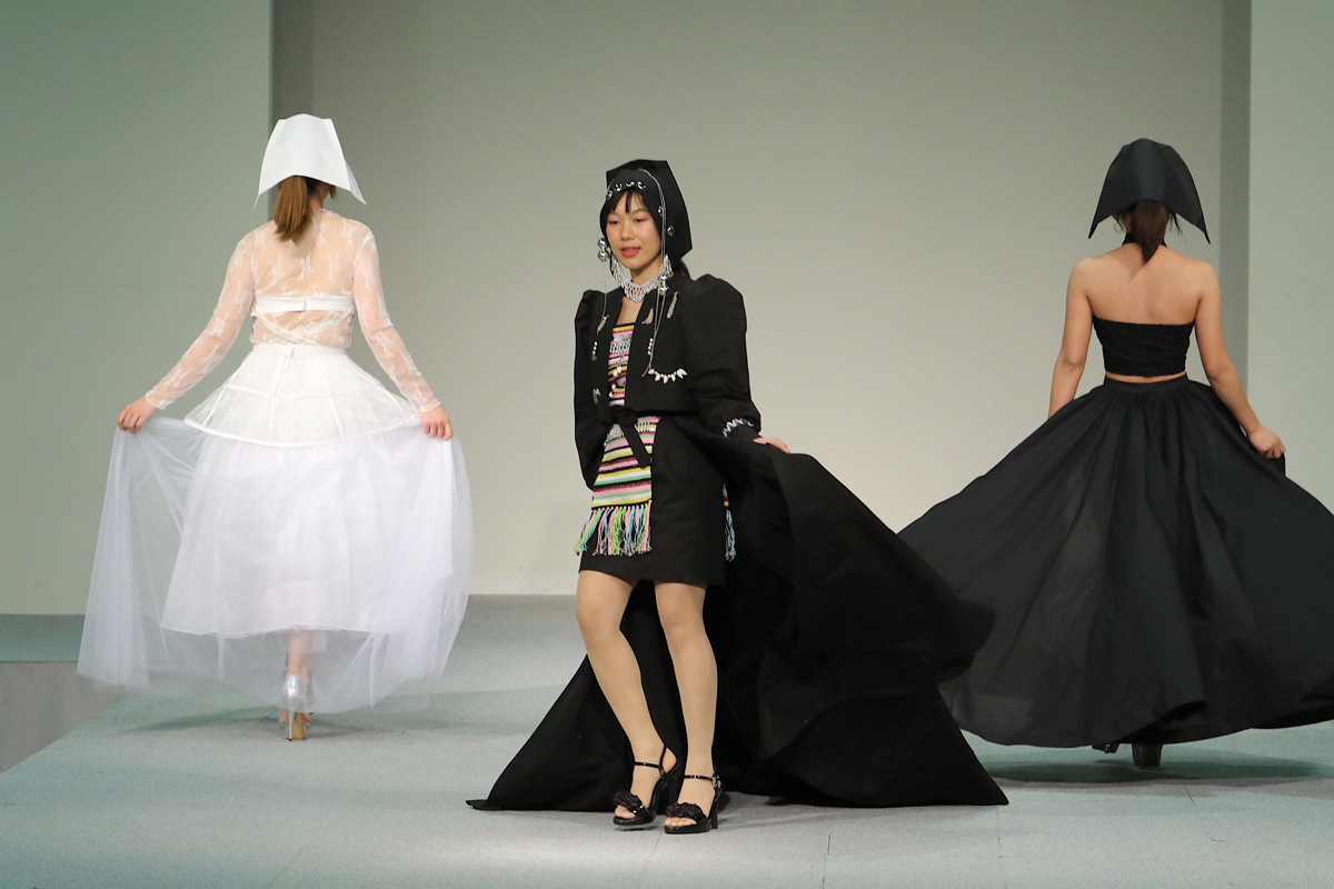 高級感満載！モデレータのドレス女子学生の卒業ドレスは通常シンプルで寛大な誕生日パーティーのイブニングドレスを着用Z1-96 高級感満載！モデレータのドレス女子学生の卒業ドレスは通常シンプルで寛大