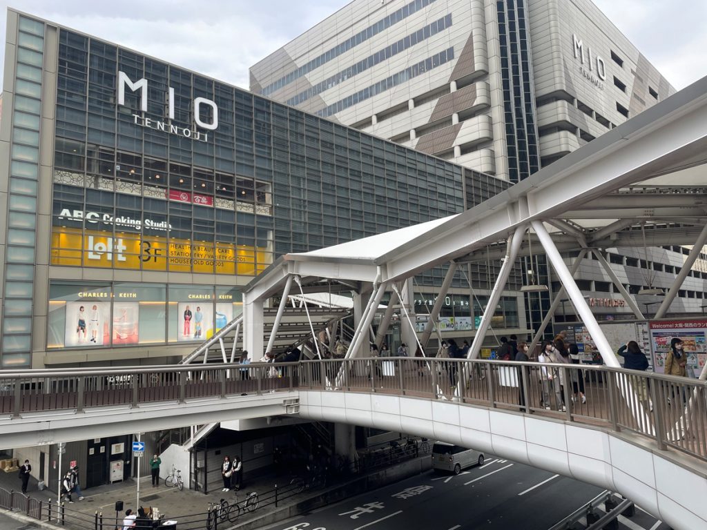 大阪「天王寺ミオ」は脱ファッション”目指す独自MD、接客の底上げは必須か? 連載「ミステリーショッパーが行く!」 - WWDJAPAN ...