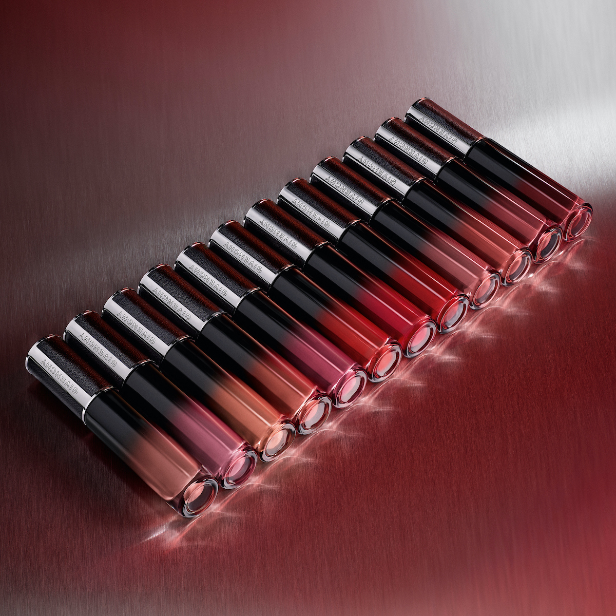 ジバンシイ」が“禁断”のマットリップ発売 ホイップクリームの