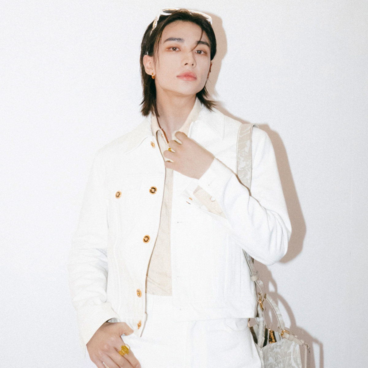 ヴェルサーチェ」がStray Kidsのヒョンジンをグローバルアンバサダーに