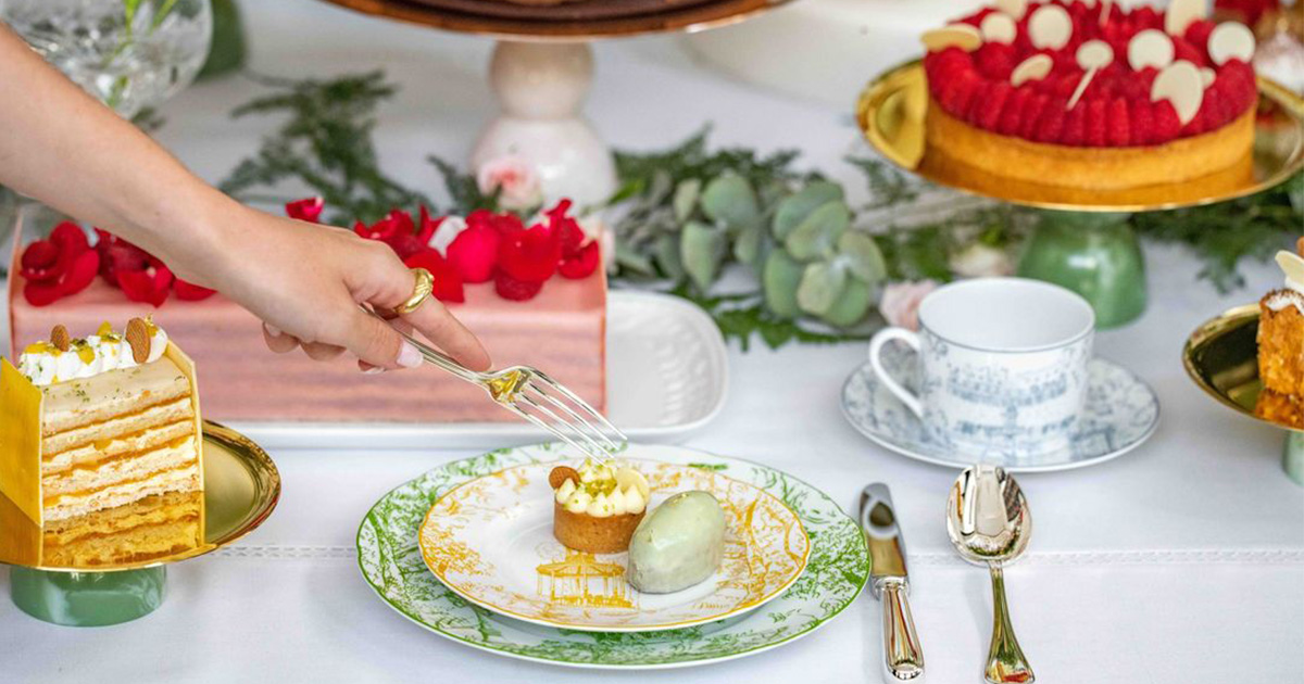 仏磁器「ベルナルド」が、権威の象徴だった食卓文化の“いろは”を指南