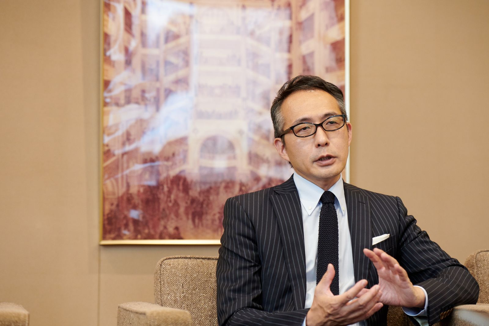 松屋・古屋社長、社員と対話し百貨店を「顧客目線」で再設計【百貨店