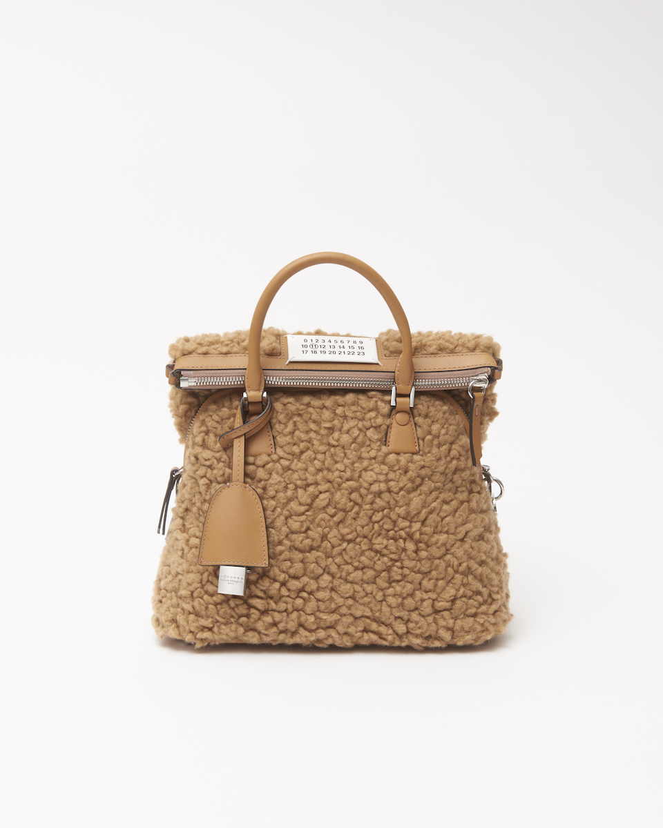なのはな様 Edition表参道購入 メゾンマルジェラ レザー ボディバッグ Maison Margiela（メゾンマルジェラ） ショルダーバッグ SA1VL0038