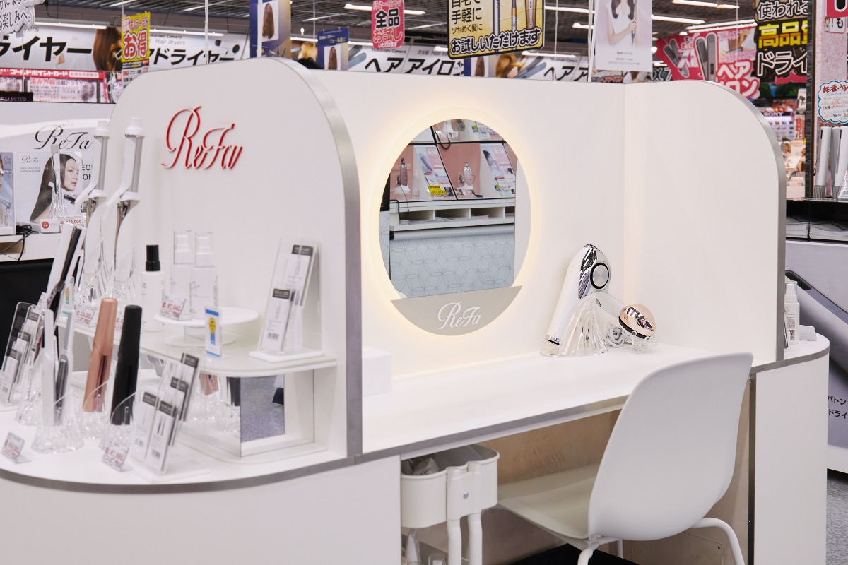 関東最大「ヨドバシ」のビューティ売り場に10年 声掛けのプロ、水頭