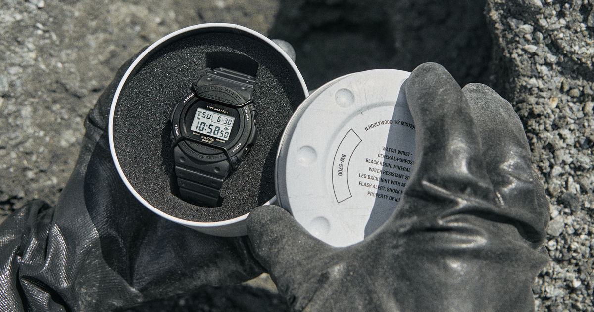 N.ハリウッド」と「G-SHOCK」がコラボ ミリタリーなオールブラック