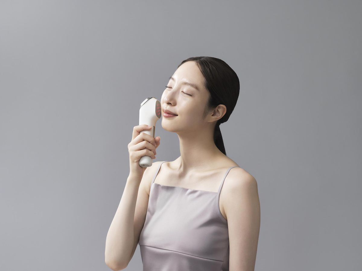 パナソニック◆美顔器◆スキンケア◆保湿◆高浸透タイプ Panasonic パナソニック イオン美顔器 マスク型 イオンブースト