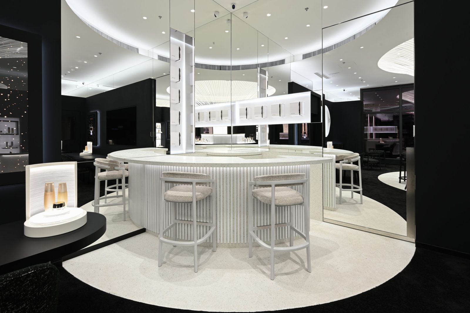 センサイ」初の旗艦店を中国・上海にオープン アジアでの展開を強化