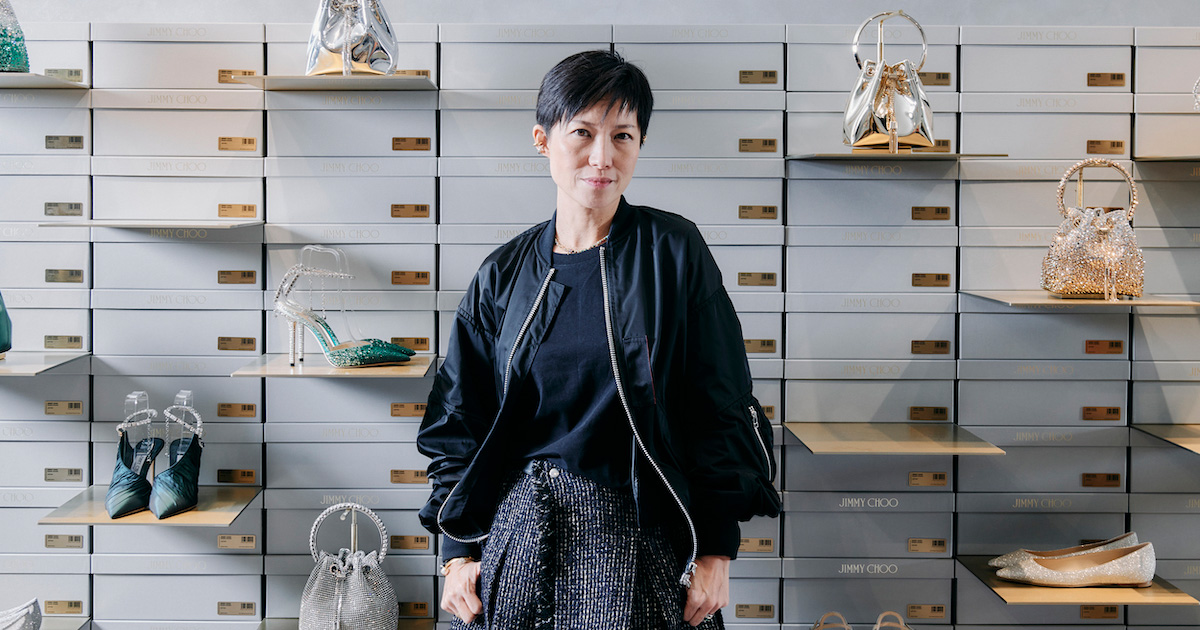ジミー チュウ」デザイナーのサンドラ・チョイが銀座の新店で語る  