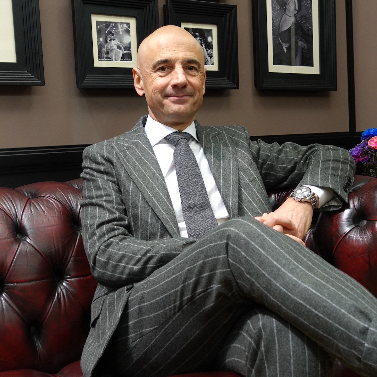 イタリア製カノニコ生地　春夏　上下　青　　　格子柄　48 未着用　股下W加工済み イタリア製カノニコ生地 春夏 上下 青 格子柄 48 未着用 股下W加工済み