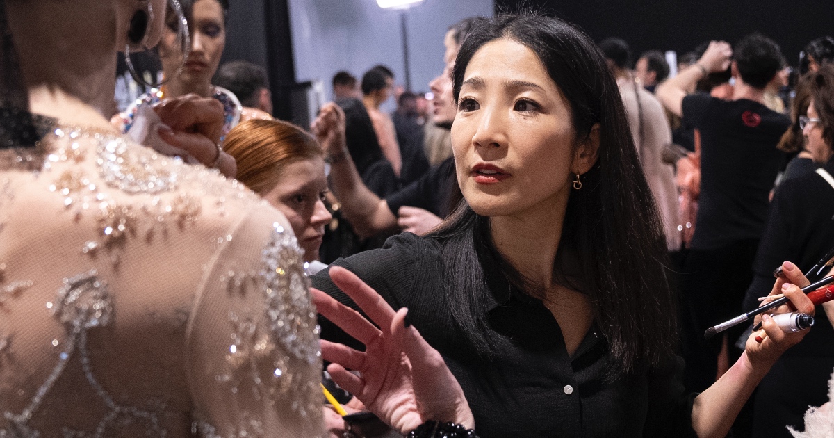 アルマーニ」初の日本人メイクアップアーティスト上田裕美が語る