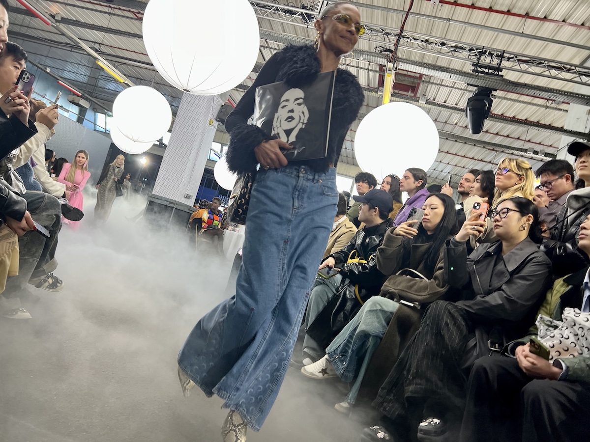 more trees 設立10周年記念プロダクト「スツール」xサカイsacai 十八番のハイブリッドから距離を置き、引き算の美学を見出した「サカイ