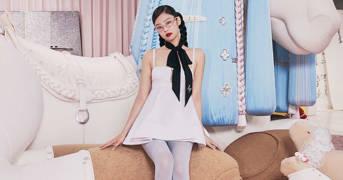 BLACKPINKのジェニーがコラボを記念して「ジェントルモンスター」の