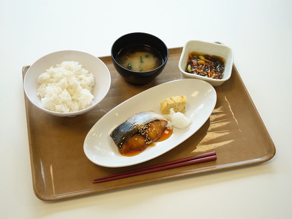 ぶり照り焼きBセット(主菜1品+小鉢1品+ご飯・みそ汁)