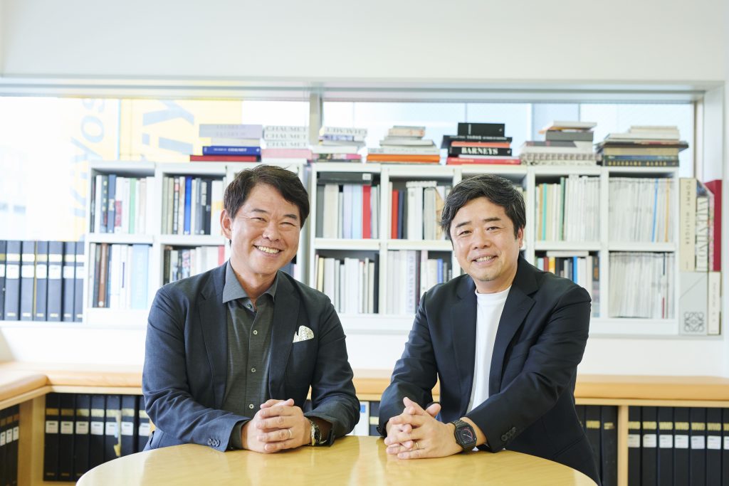 左から齊藤孝浩／ディマンドワークス代表、金田有弘／モードインターナショナル代表取締役