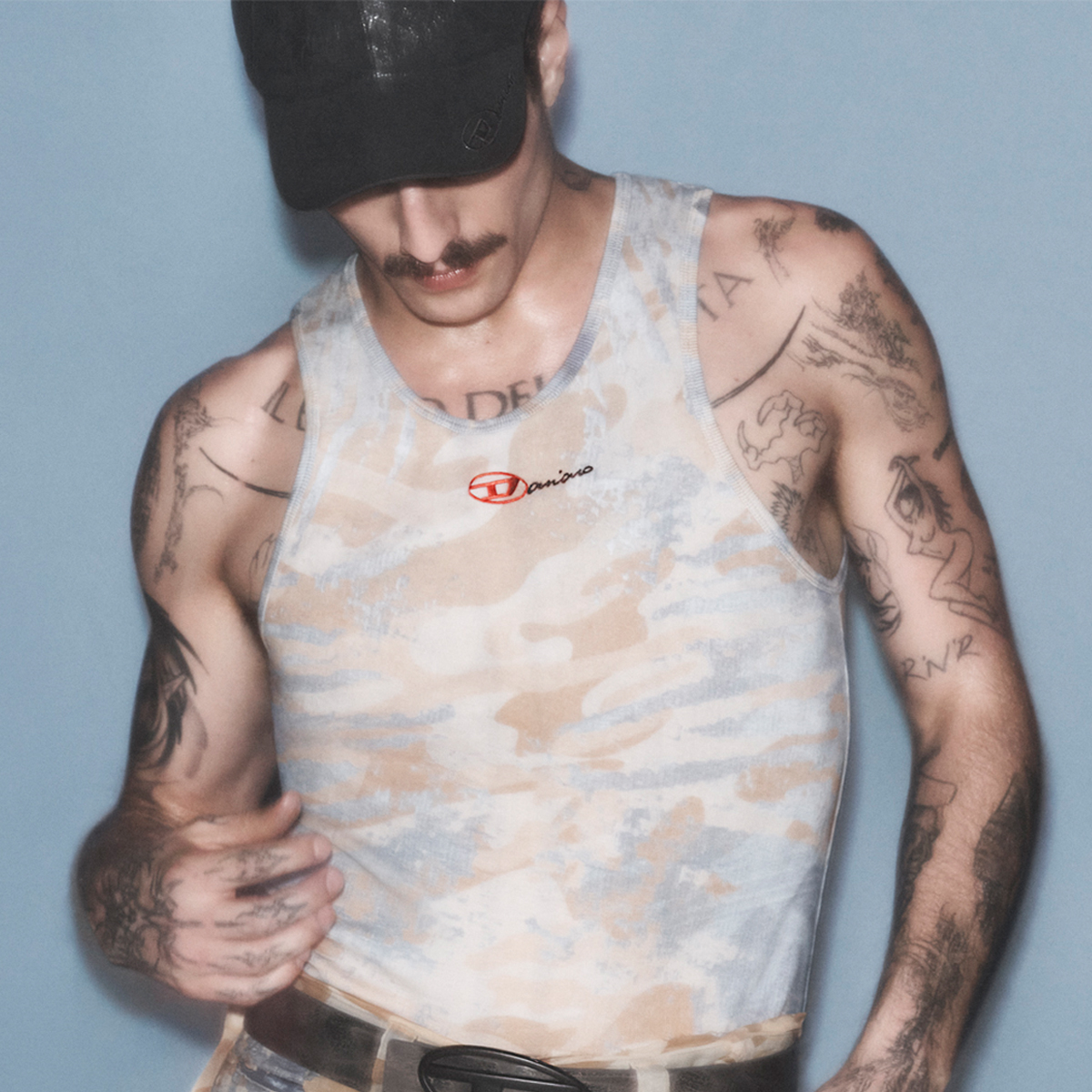 ディーゼル」がマネスキンのダミアーノ・デイヴィッドを初のグローバル