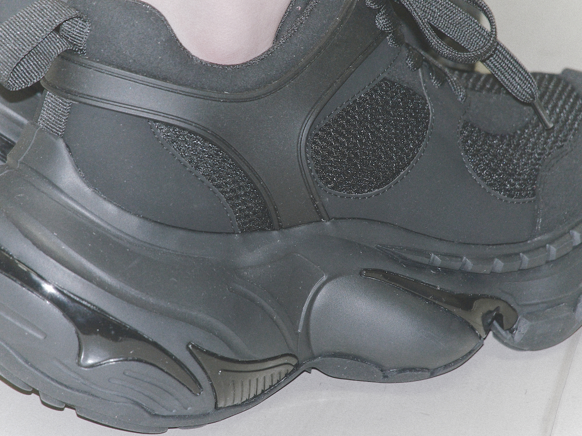 ミキオサカベ」が特徴的なソールの新作シューズ4型を発売 原宿で受注会