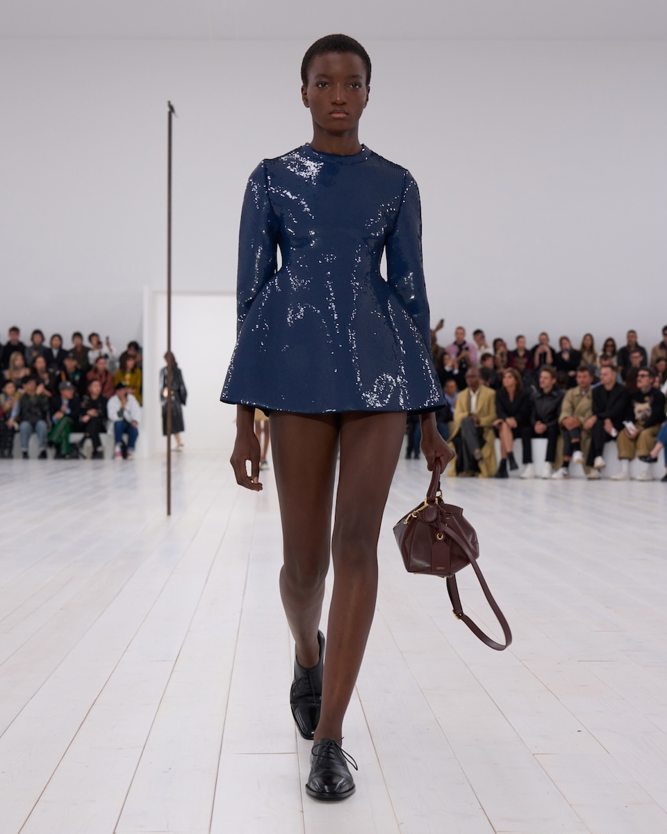 LOEWE ロエベ 鮮やかなターコイズカラー スエード ブーティ
