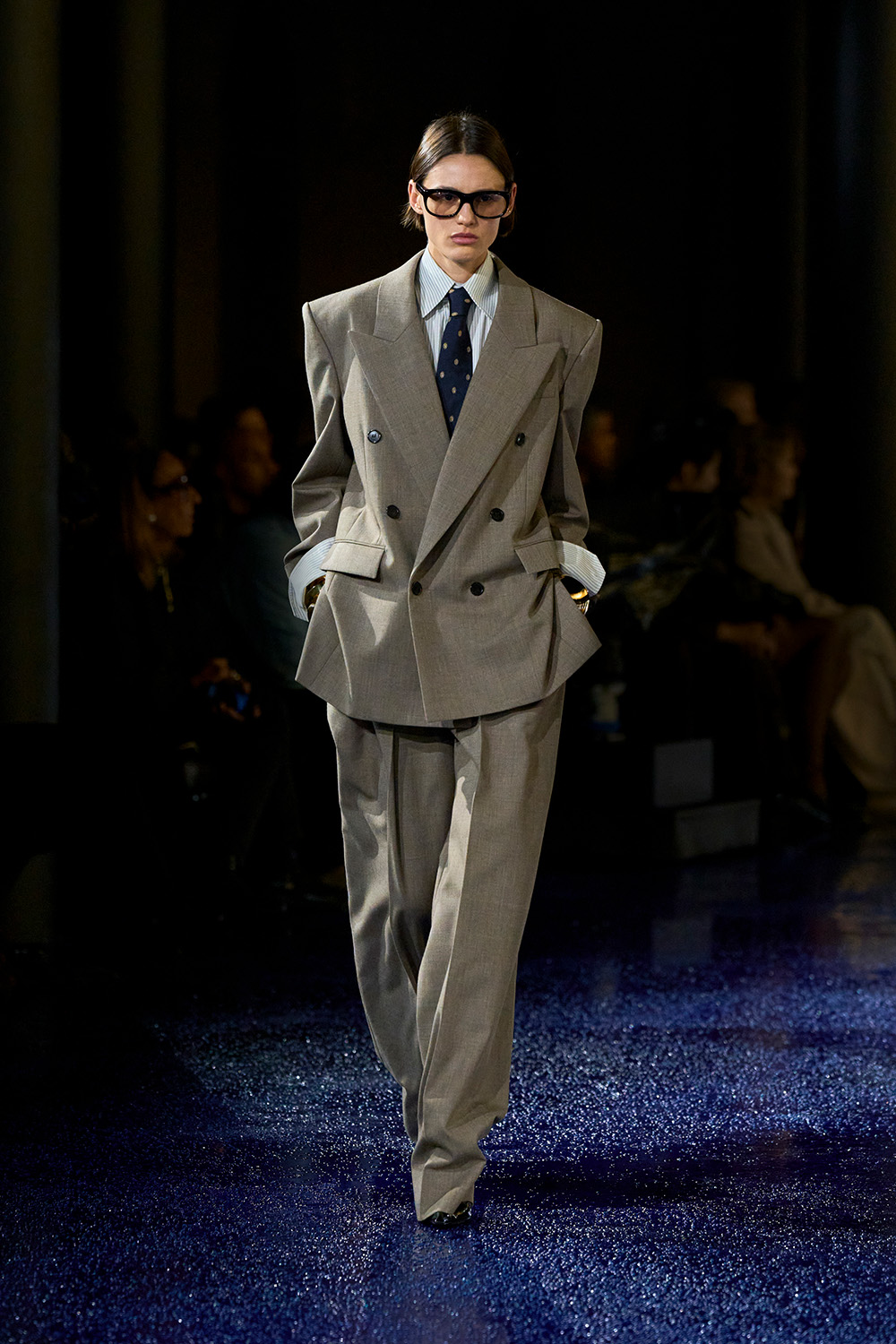 SAINTLAURENTサンローランパリ　シルクシフォンスリーブ　ワンピース SAINTLAURENTサンローランパリシルクシフォンスリーブワンピース