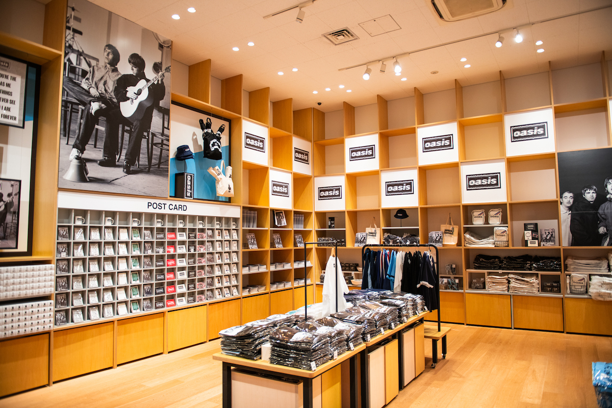 オアシスの「リヴ・フォーエヴァー: Oasis 30周年特別展」が