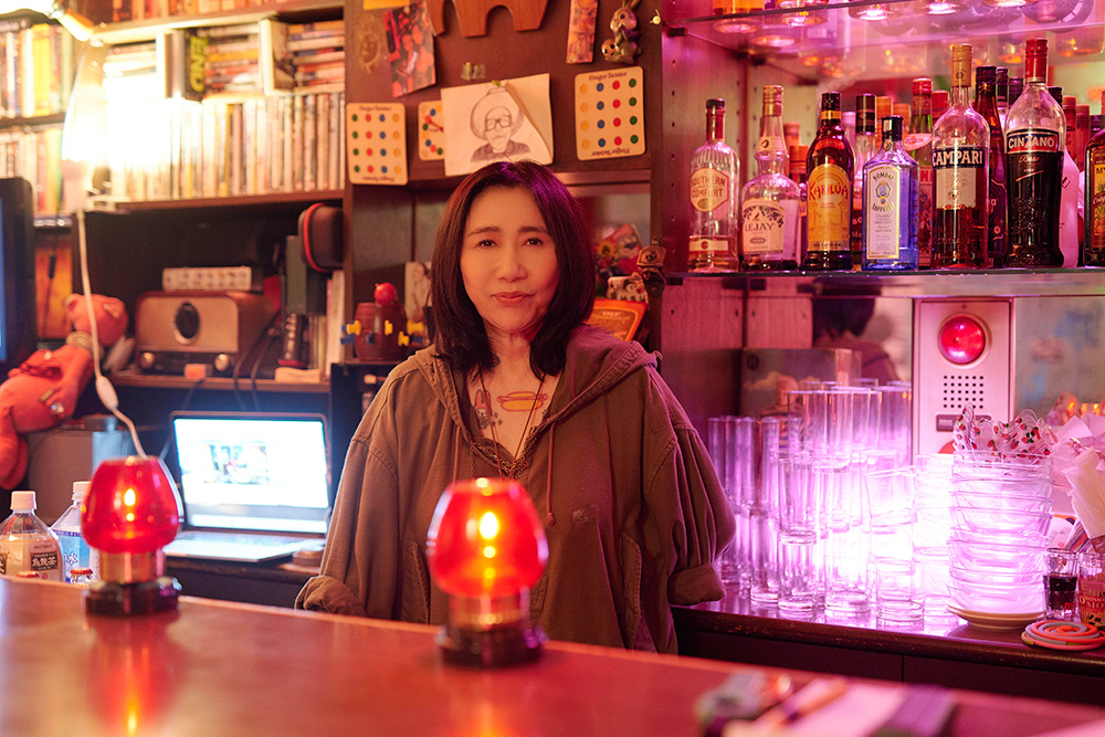 亀梨和也が“第二の実家“と呼ぶバー、カスバとは？ コラボの背景を直撃