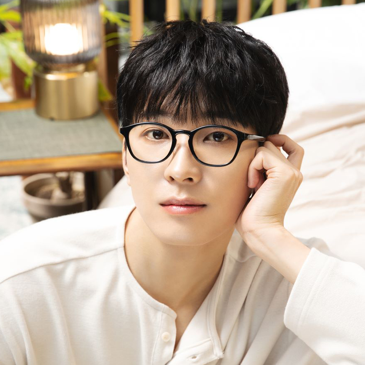 ウォヌ JINS SEVENTEEN Star WONWOO x JINS Eyewear Campaign: Shop Glasses
