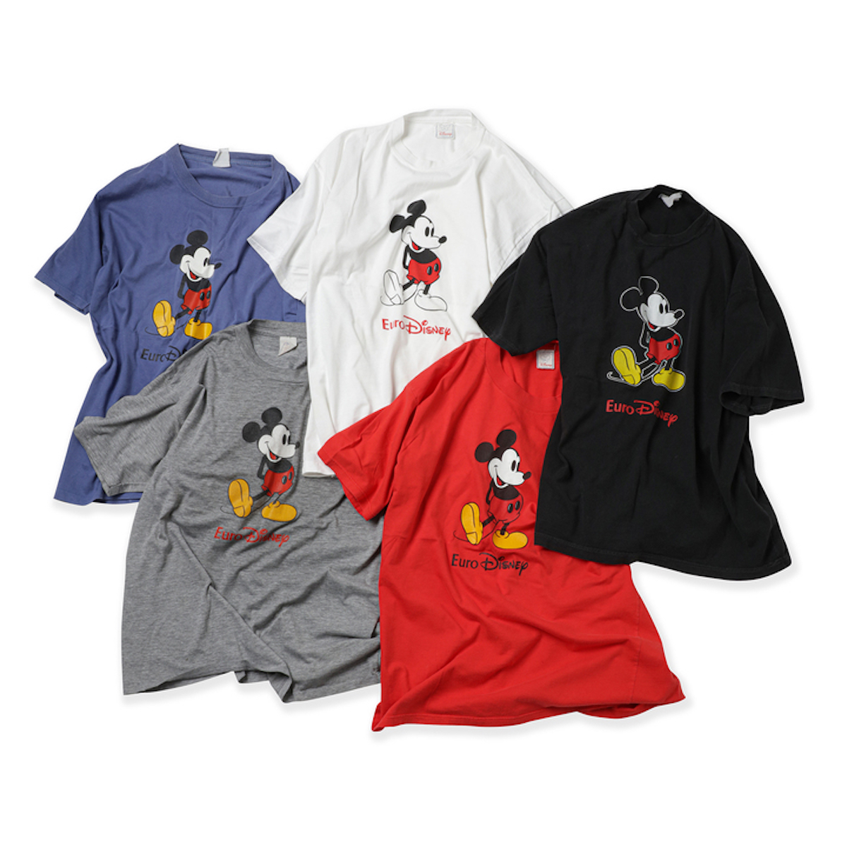 ディズニーの古着を中心にTシャツやスエット、アウターを集めた