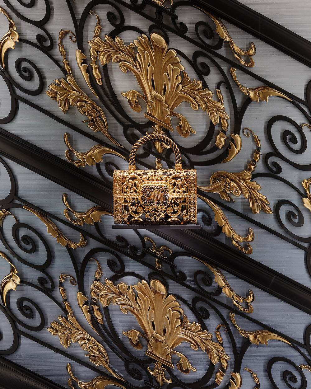 ROGER VIVIER