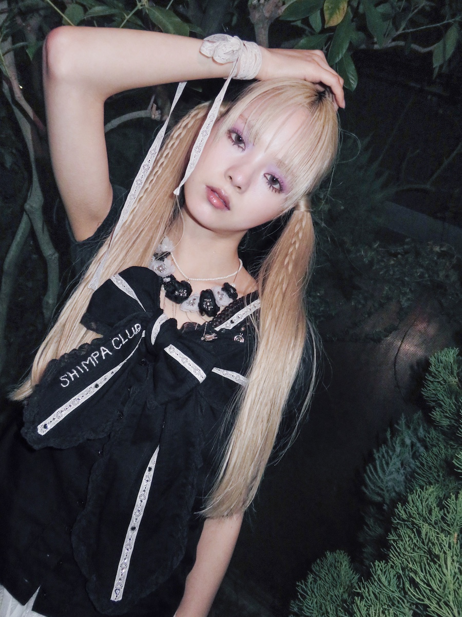 ピンクハウスポッシュ」が「ルルムウ」とコラボ 金子功の名言を