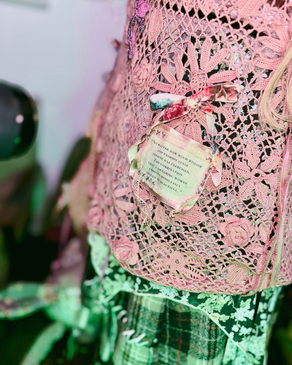 ピンクハウスポッシュ」が「ルルムウ」とコラボ 金子功の名言を