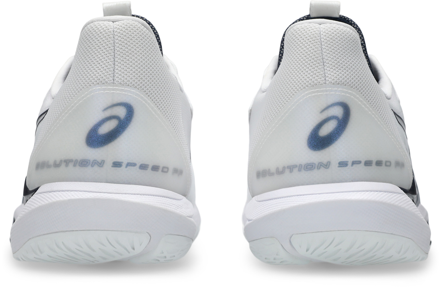 アシックス」が「アー・ペー・セー」とコラボ プレッピーなテニス