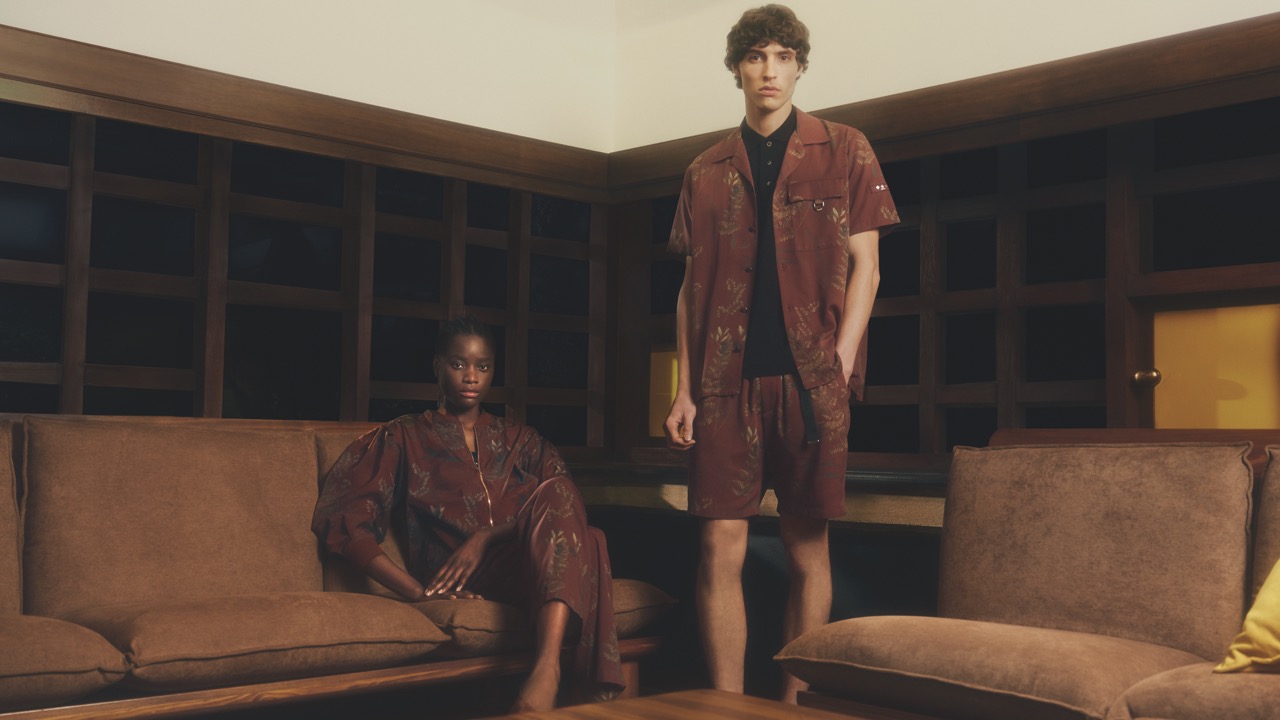 新品タグ未使用 【タトラス】25年製OSMO ホワイト XL TATRAS タトラス OSMO オスモ 袖ロゴ ロンT ** TATRAS (タトラス) Add