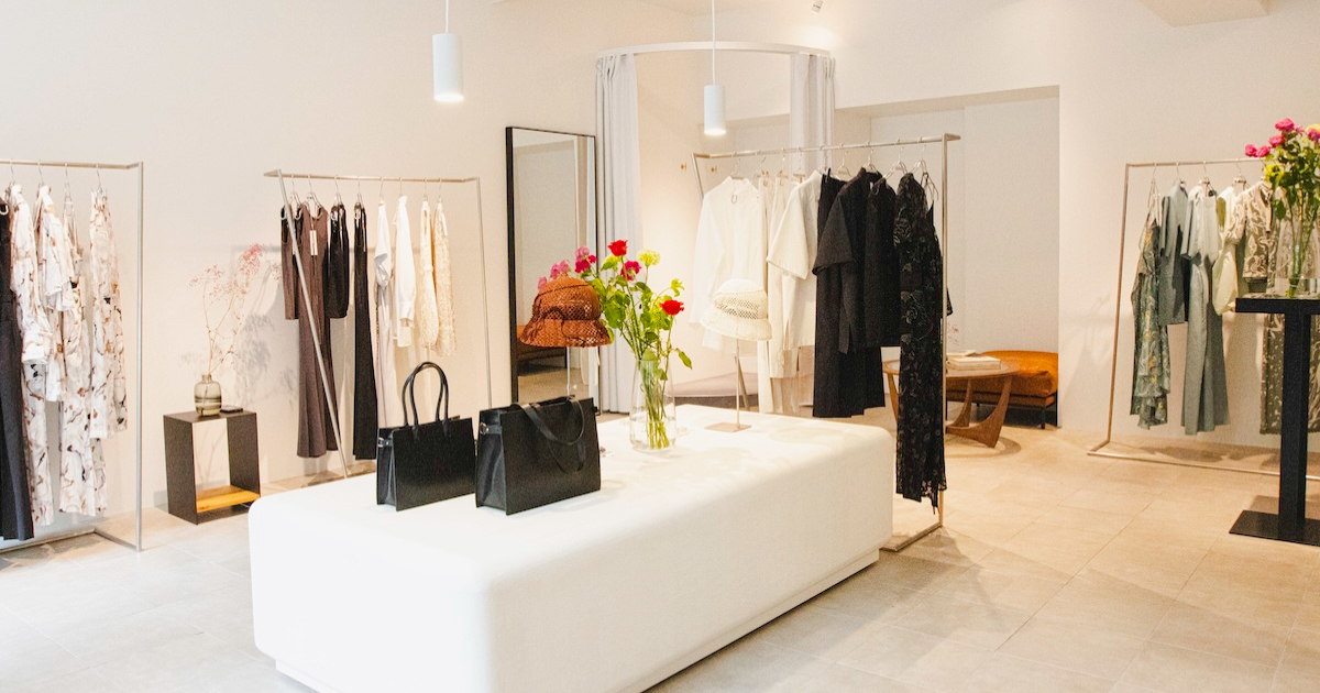 WWDJAPAN｜「ミューラル」の新拠点が南青山に　「ブランドのさまざまな花を育てる場所にしたい」 - WWDJAPAN