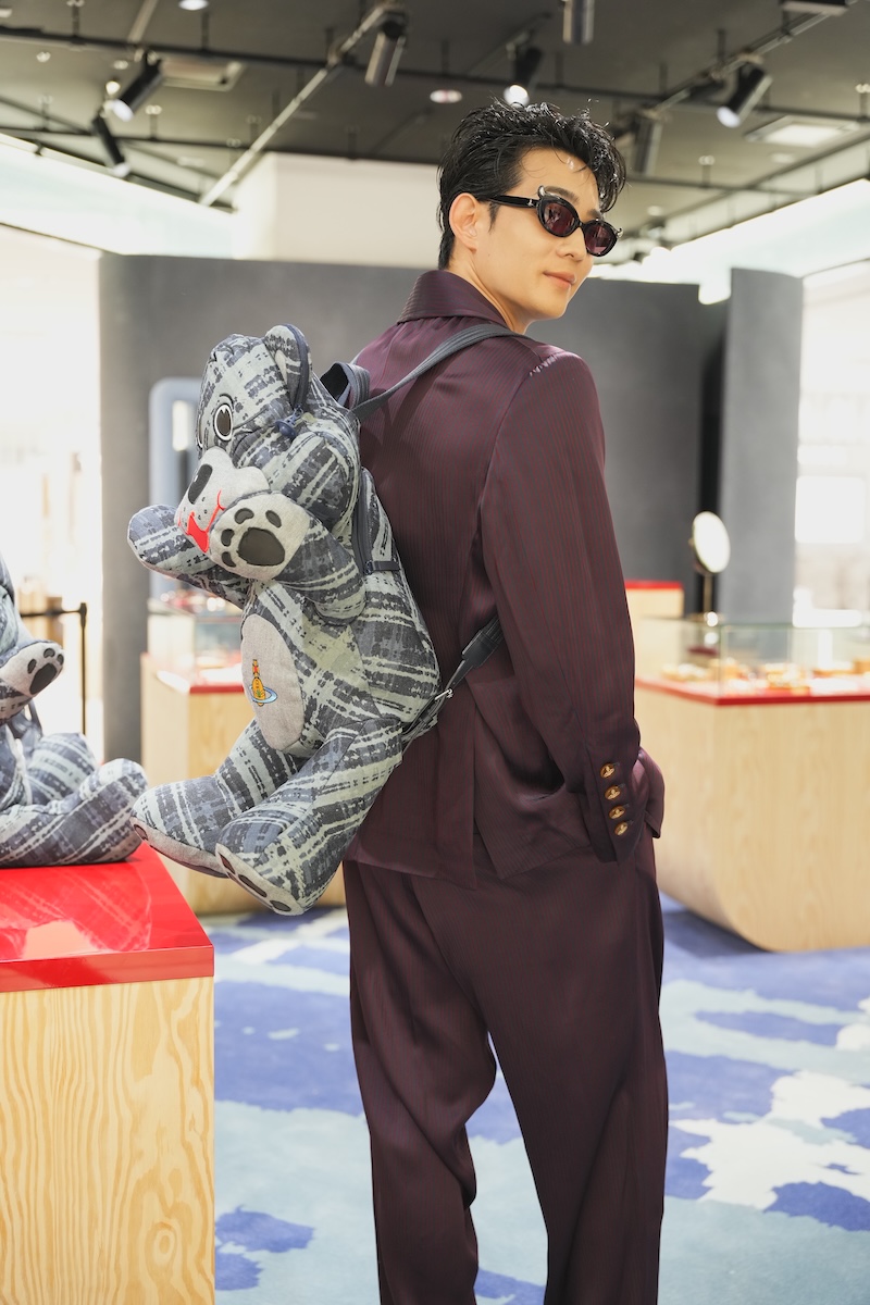 スナップ】仲里依紗と竜星涼が来場した「ヴィヴィアン・ウエストウッド