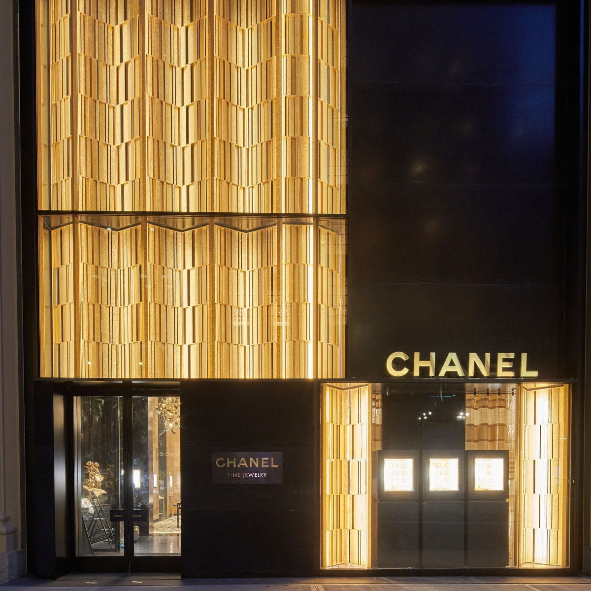 250521_CHANEL_EYE.jpg