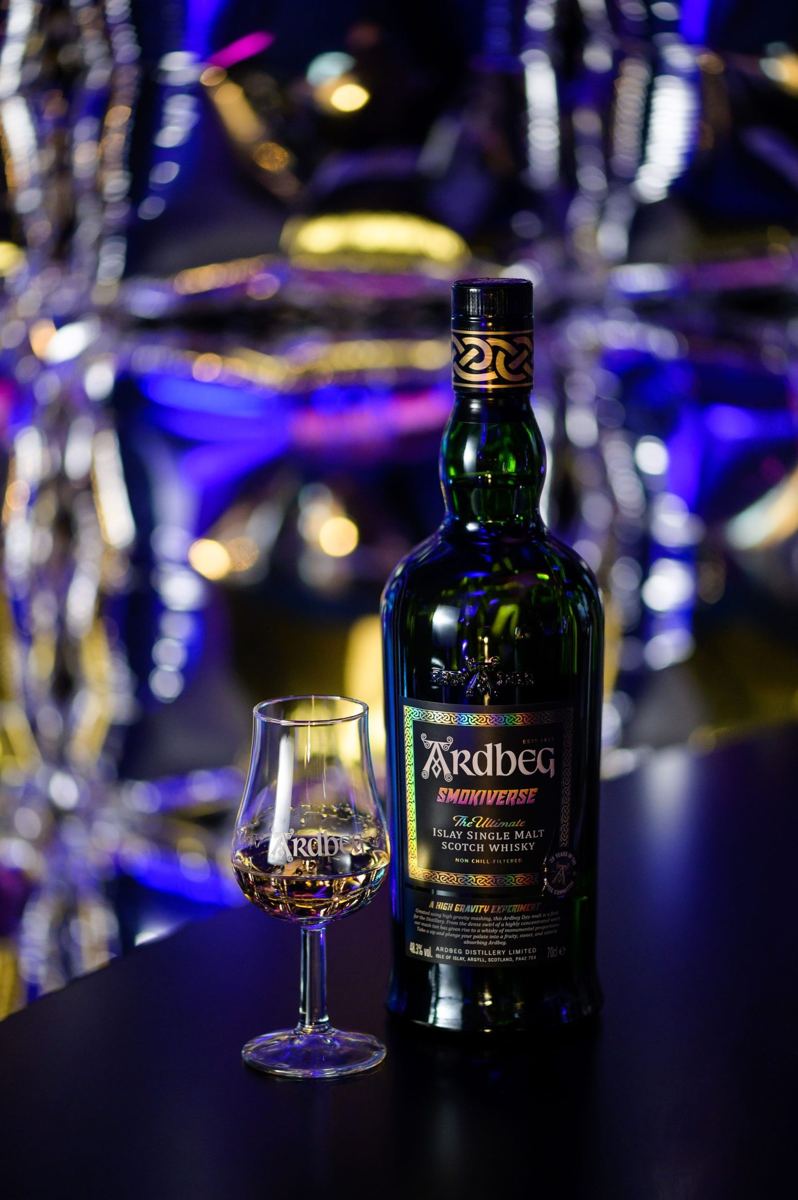 Ardbeg Smokiverse 700ml 2025年限定ボトル Ardbeg SMOKIVERSE – アードベッグ コミッティーストア