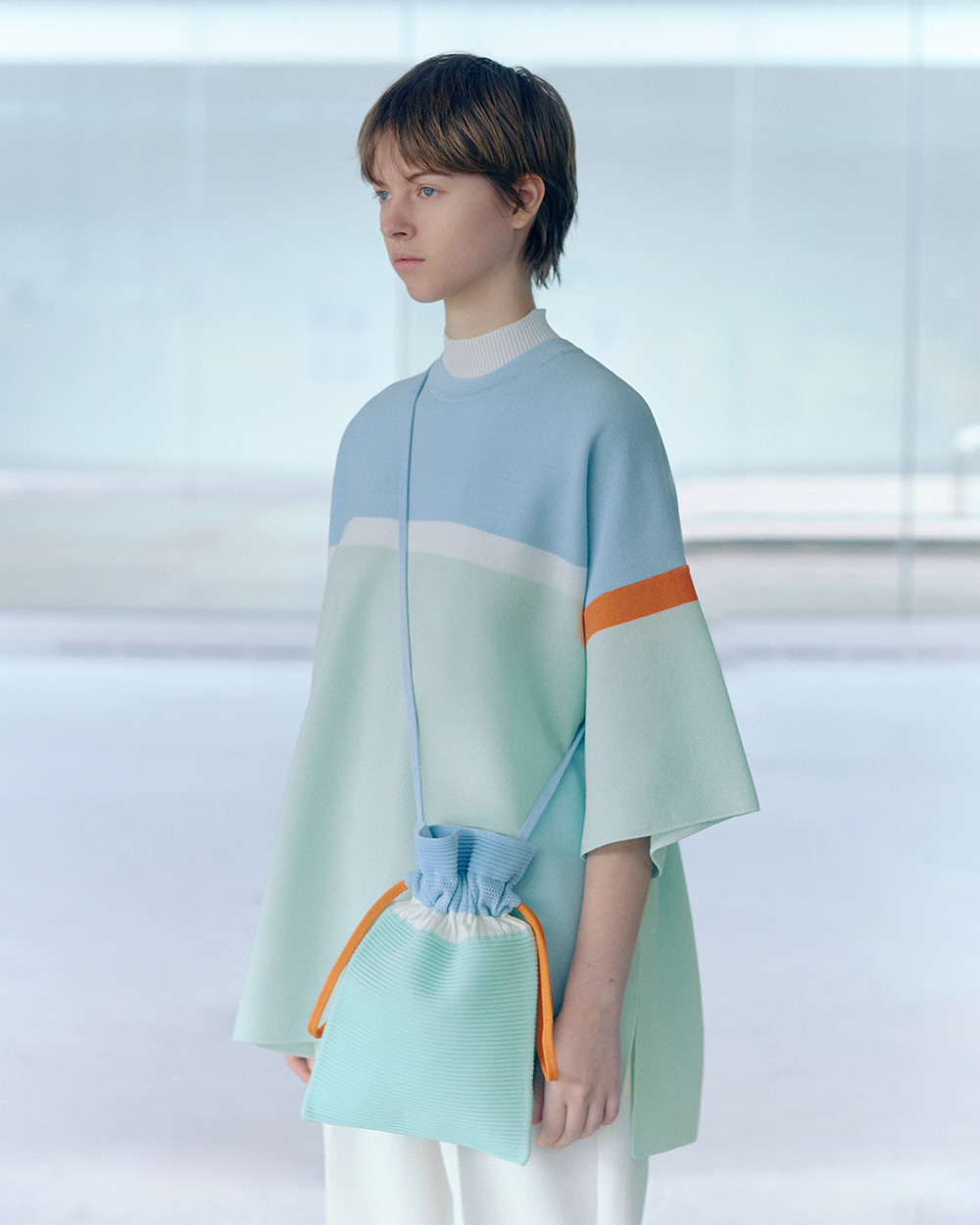 金沢21世紀美術館のスタッフユニホームを制作