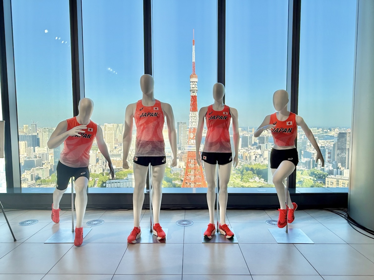 アシックス」が「東京2025世界陸上」の公式ウエアを披露 織田