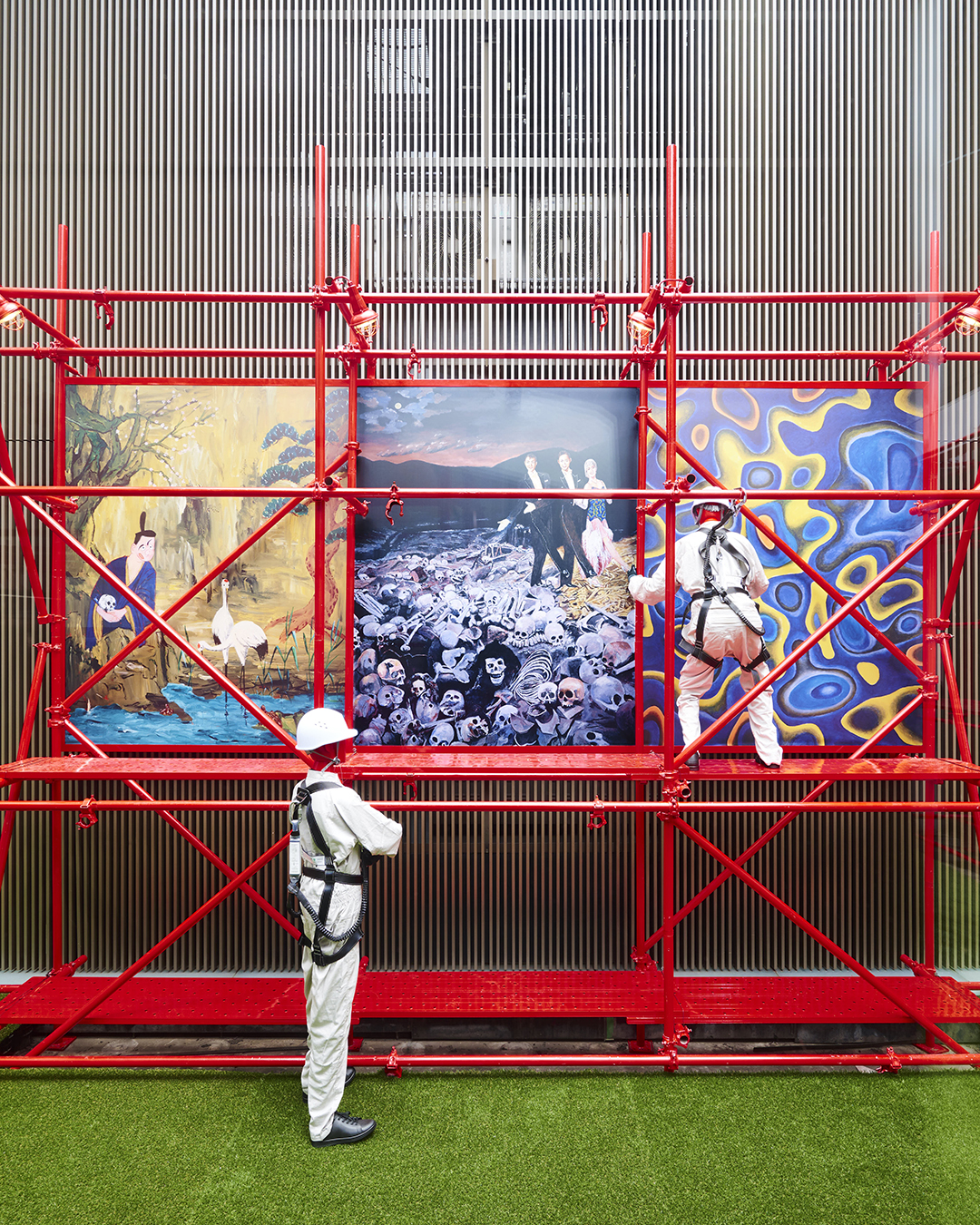 グッチ」× 横尾忠則 銀座で展示中のインスタレーション作品が瀬戸内と