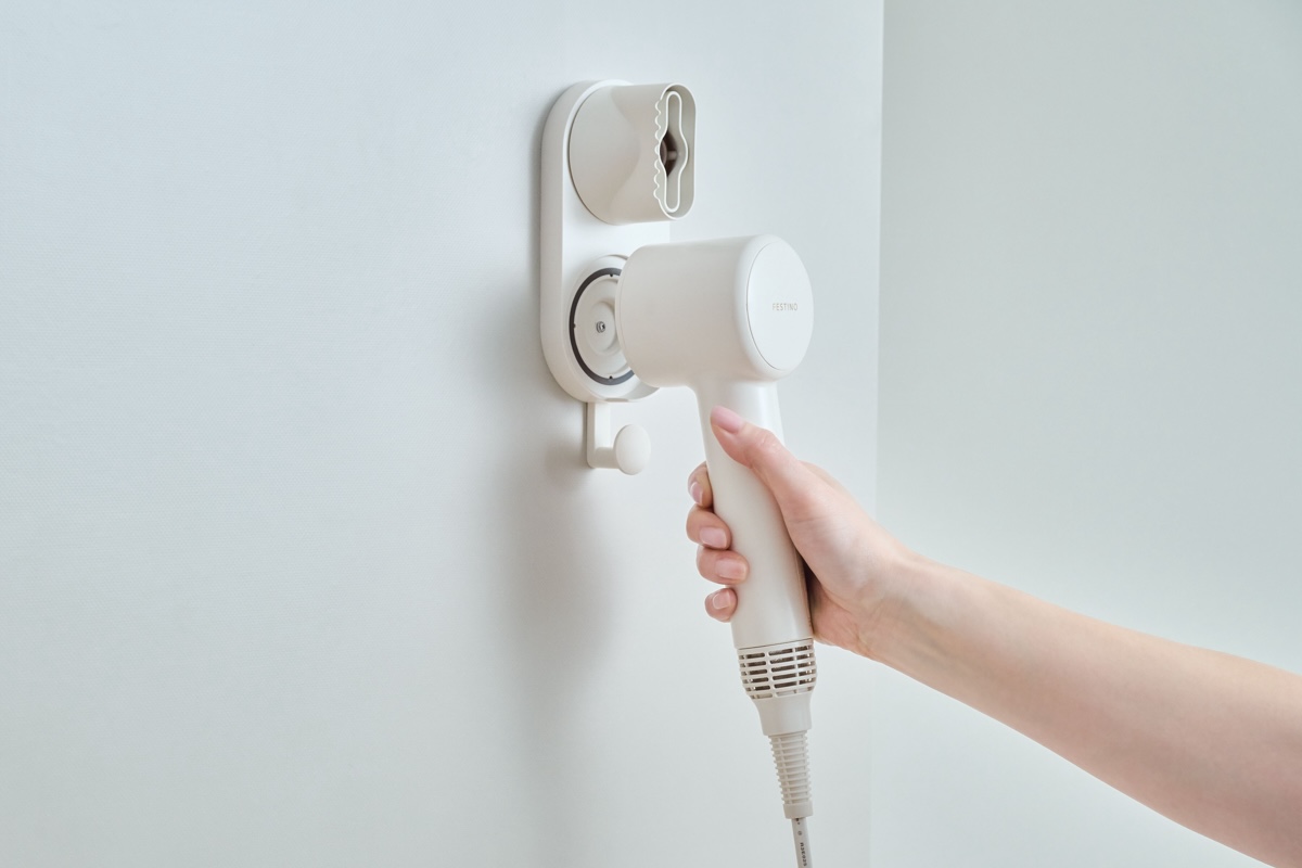 【即決価格】★フェスティノヘアドライヤー美品(薄いグレー色) 楽天市場】フェスティノ 【選べる豪華特典】 ドライヤー ツヤ