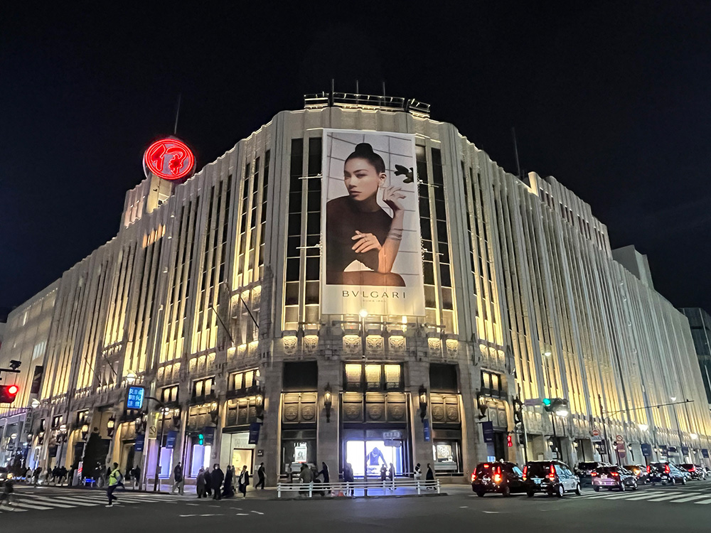 三越伊勢丹「海外顧客向けアプリ」で識別化進める