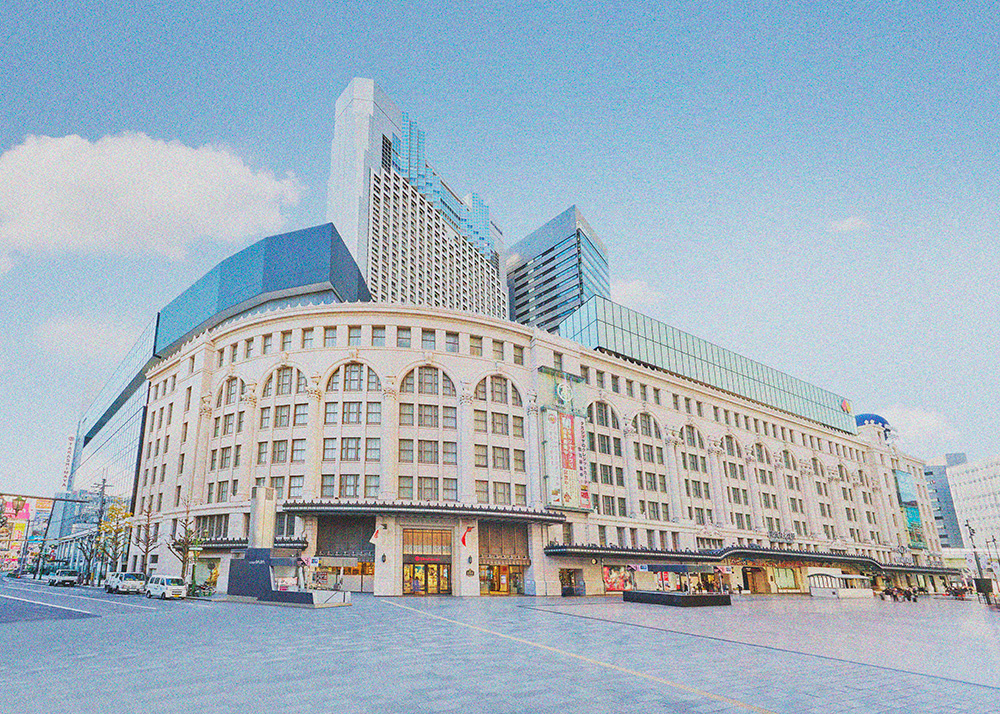 インバウンドでにぎわう高島屋と大丸