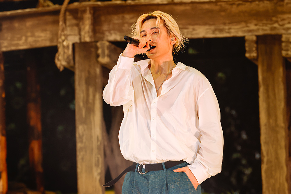 藤井 風のスタジアムLIVE衣装は”リラックス＆ネイチャー”　削ぎ落としたデザインに仕込むデザイナーの技