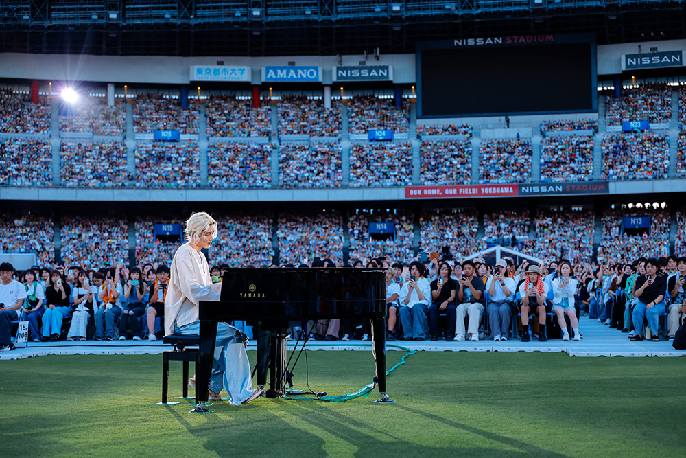 藤井 風のスタジアムLIVE衣装は