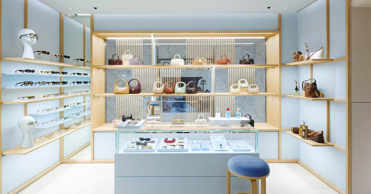 ミュウミュウ」松屋銀座店がリニューアルオープン 2025-26年秋冬 