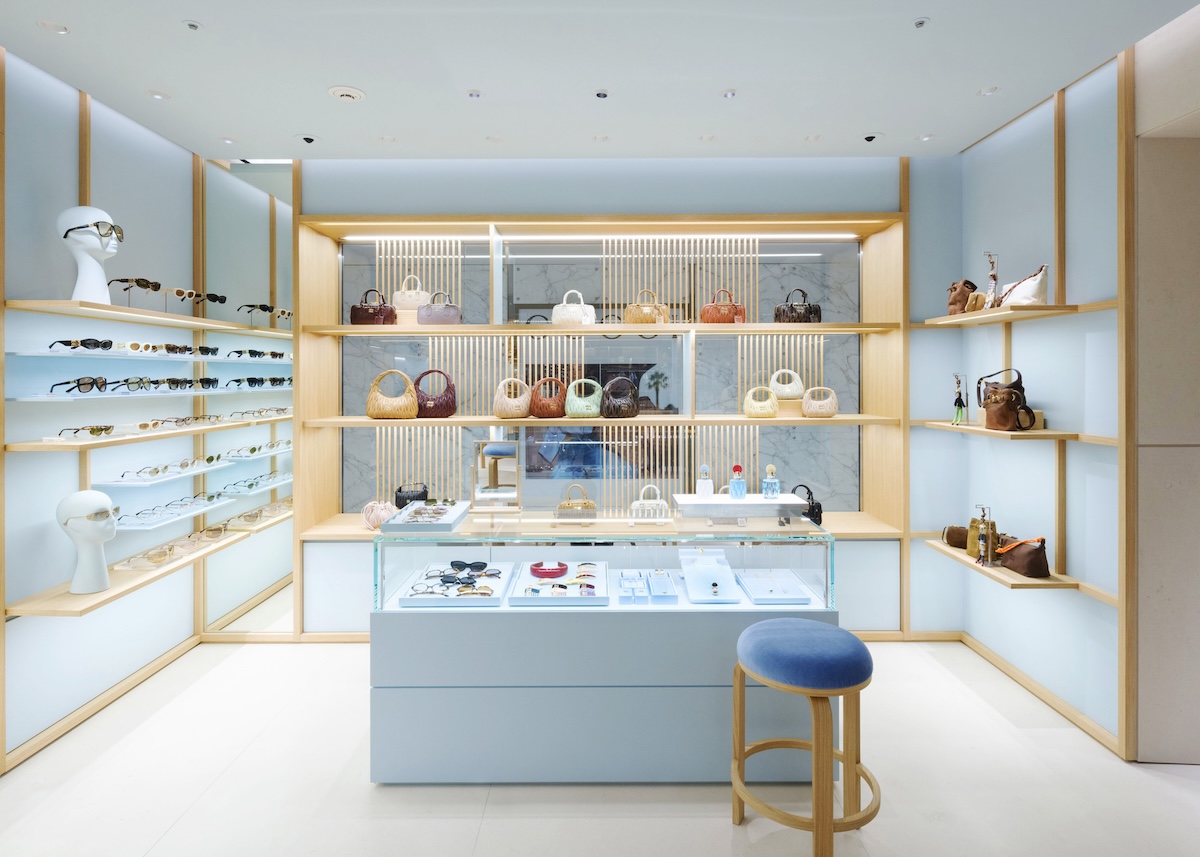 ミュウミュウ」松屋銀座店がリニューアルオープン 2025-26年秋冬