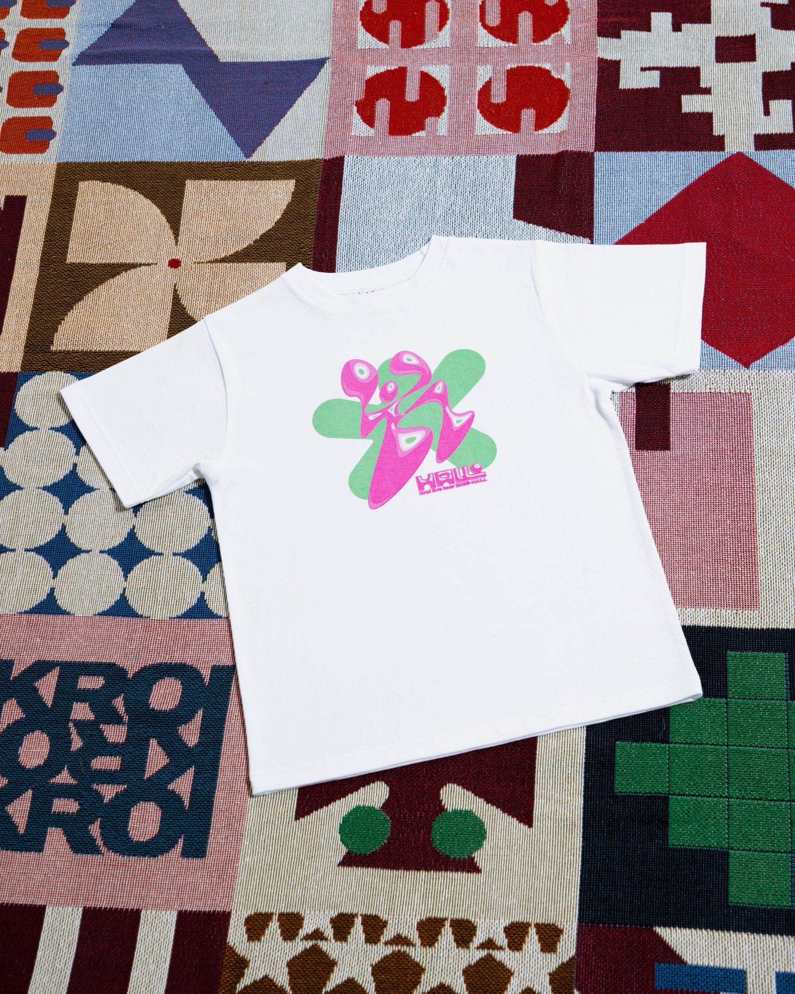 5人組バンドKroi、ツアーグッズを渋谷のポップアップで先行販売