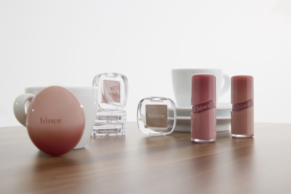 2025年秋コスメ】「ヒンス」から“ローズ×エスプレッソ”コレクション