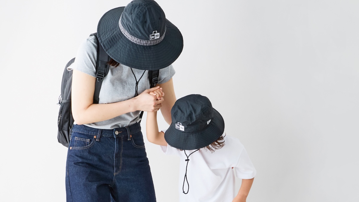 ファミリア　ニューエラ　ショルダーバック 再販売日決定】NEW ERA® コラボ第2弾 トレンドにぴったりな3色の