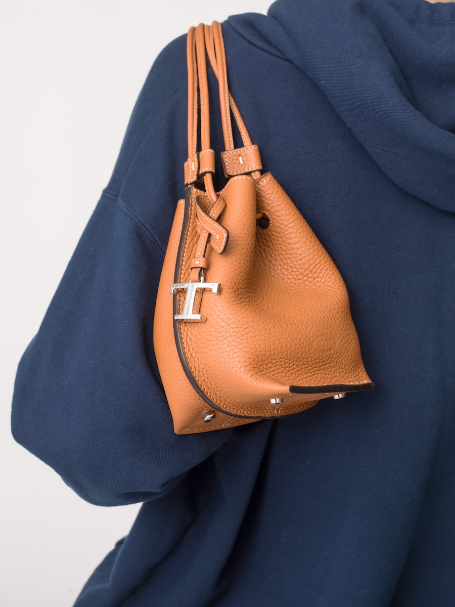 TOD'S トッズ　ショルダーバッグ　ベージュ　レザー　ロンハーマンブランド TOD'S トッズ Ron Herman ロンハーマン 別注 CLN Shopping