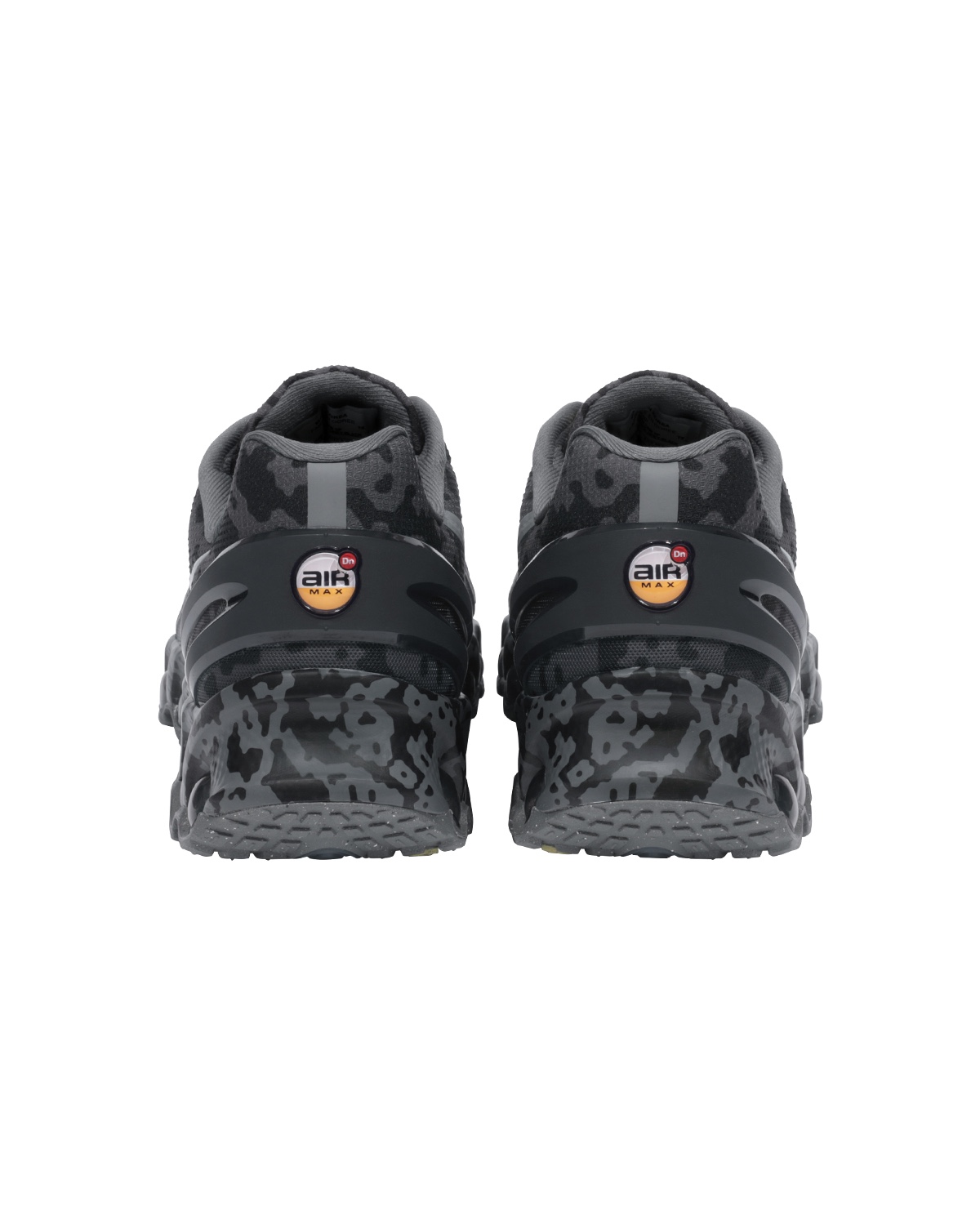 ナイキ　エアマックス DN8　シーイー Cav Empt (C.E) × Nike Air Max DN8 SP 